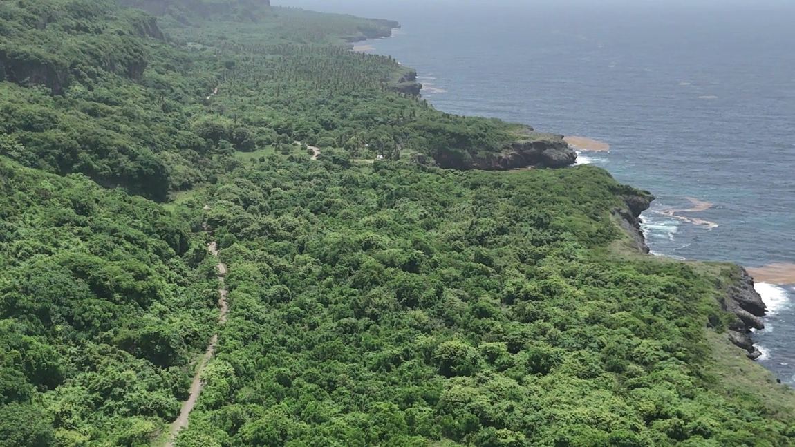 The coastline below the Taína land